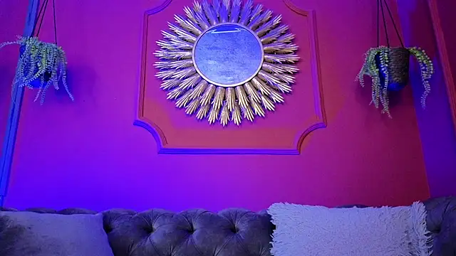 Julieta_Russell's cam snapshot