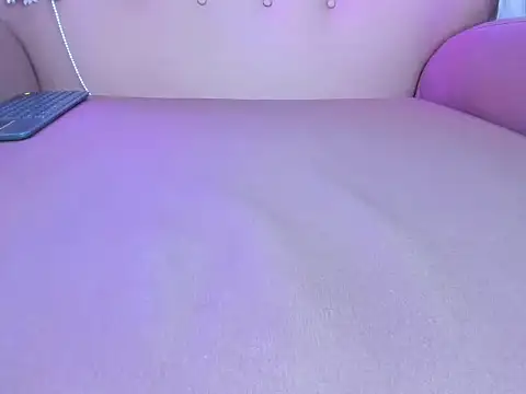 Sharlo_Alvarez's cam snapshot