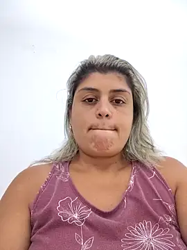 AlyDenalioficial's cam snapshot