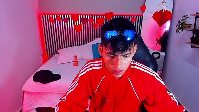 Astaroth_Grigori live sex cam