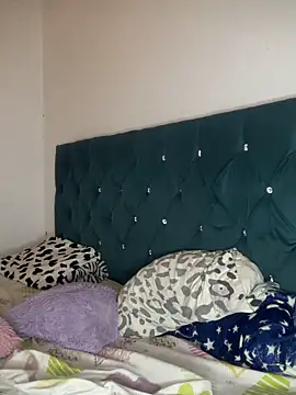 KittyBoom1's cam snapshot