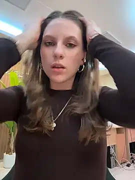 YourSweetArya's cam snapshot