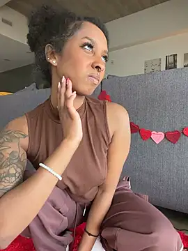 Your_Paris live sex cam