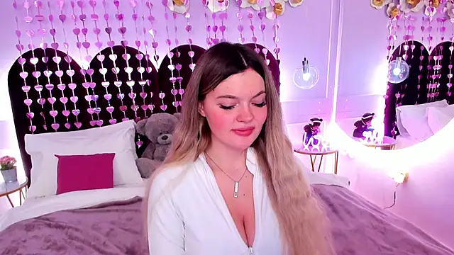 ZaraBloom's cam snapshot