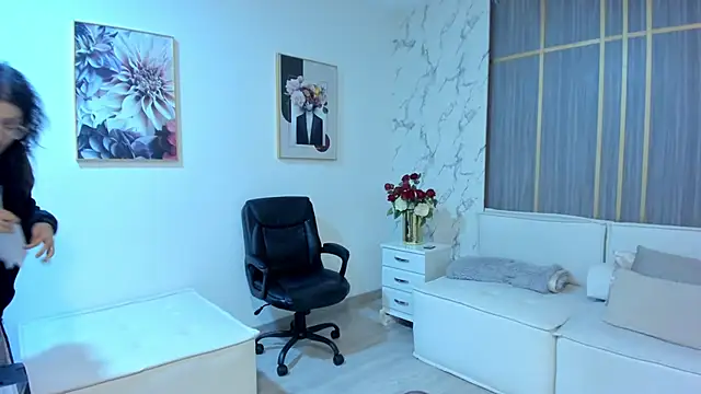 Dollar-girl live sex cam