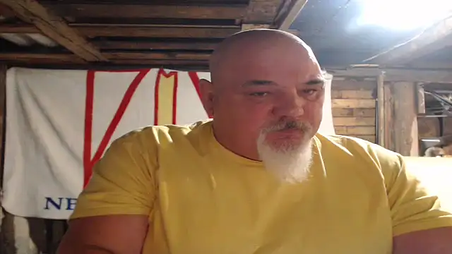 Newfiesausage1972 live sex cam