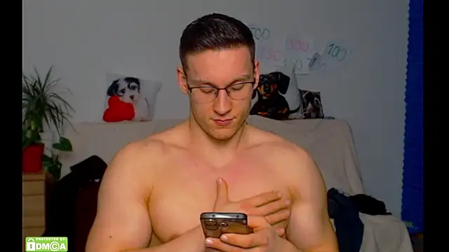 ZeinMiracles live sex cam