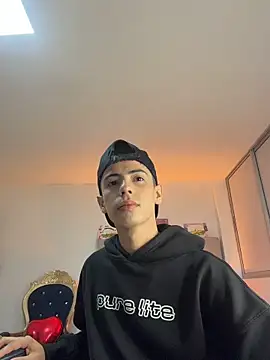 Sebastian_Reed's cam snapshot