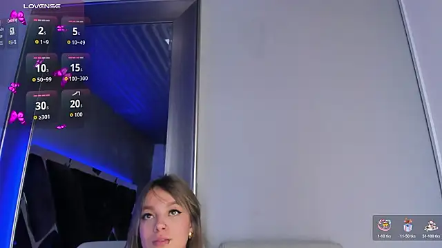 Larabrooks live sex cam