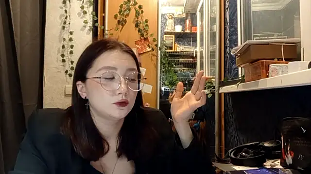 PhoebePalmer's cam snapshot