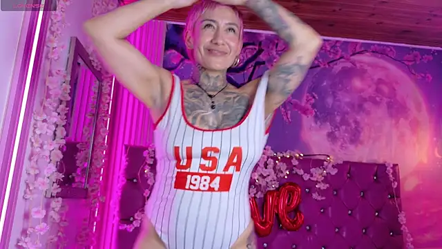 Everlyn_sexx's cam snapshot