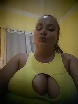 Livvyrj live sex cam