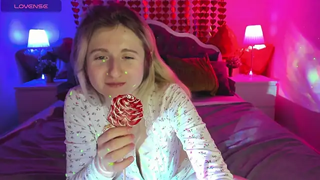 CamillaDreamer's cam snapshot