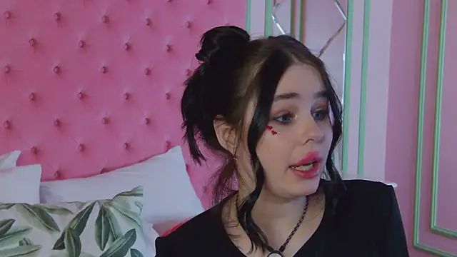 AliceLune's cam snapshot