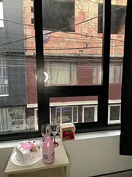 yoursexyjose's cam snapshot