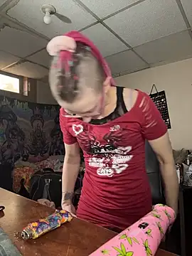 Stonermama666420's cam snapshot