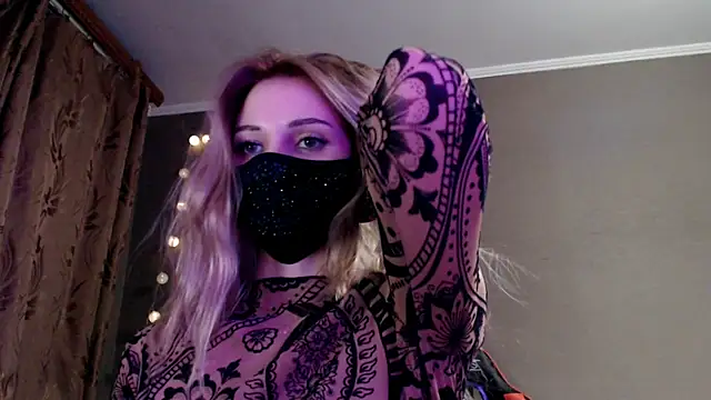 Iris_lave's cam snapshot