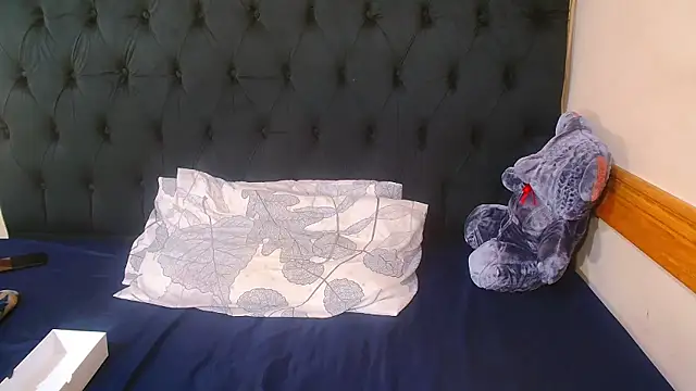 SexyPureFire001's cam snapshot