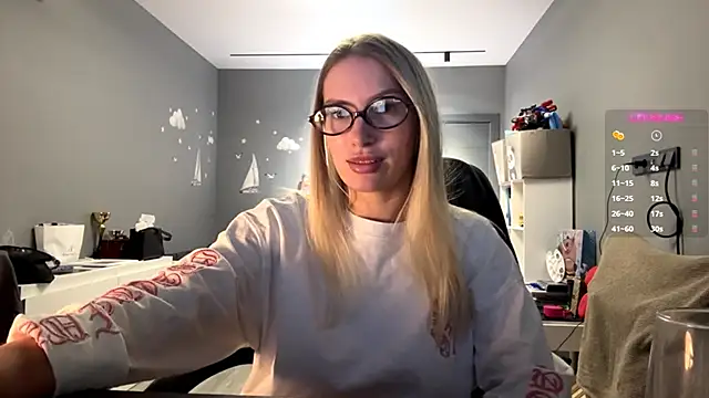 SoftnessMila live sex cam