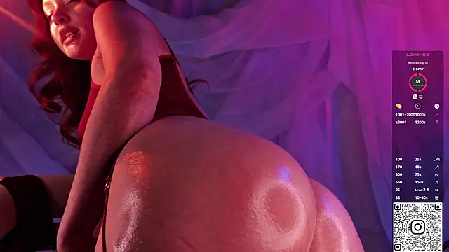 GildedKitten's cam snapshot