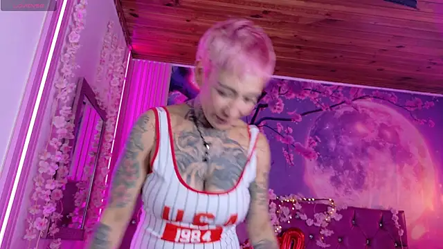 Everlyn_sexx's cam snapshot