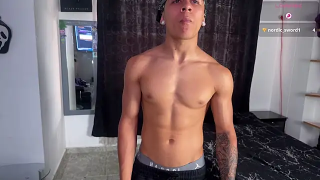 Bradley_Strong live sex cam