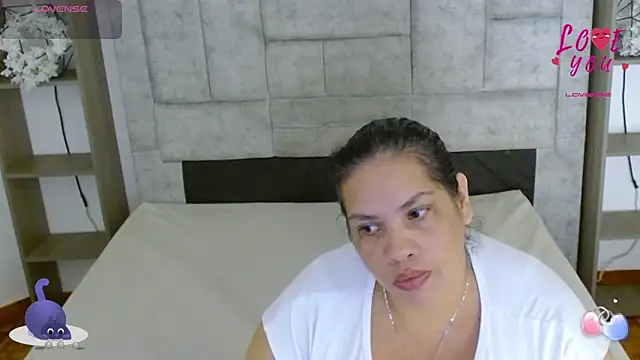 Candy_and_Jh0n live sex cam