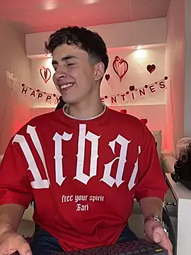 AdrianRinaldi live sex cam