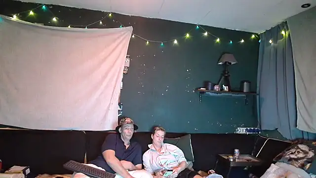 38koppel1985 live sex cam