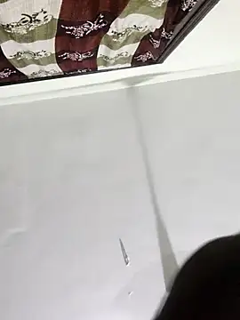 yamini1431's cam snapshot