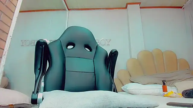 EmilyySaenz live sex cam