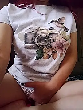 KITTEN-10 live sex cam