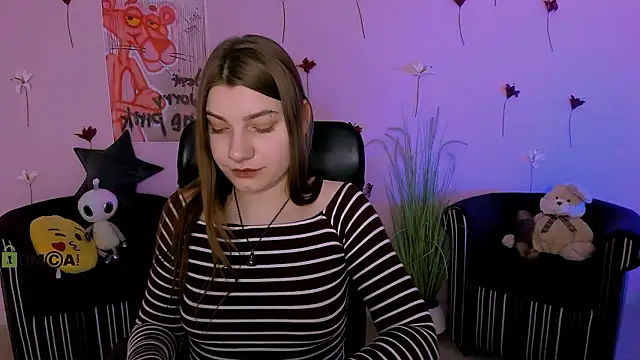 pure_radiance1's cam snapshot