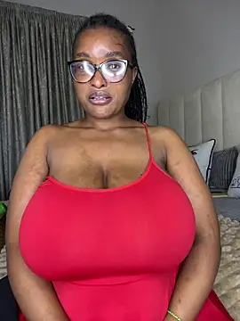 Bustygoddess32 live sex cam