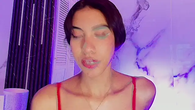 BellaHarpeer's cam snapshot