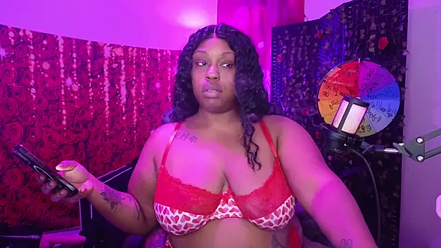 cheriserozequeen live sex cam