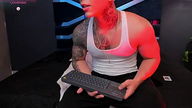 SalvatoreDmore live sex cam