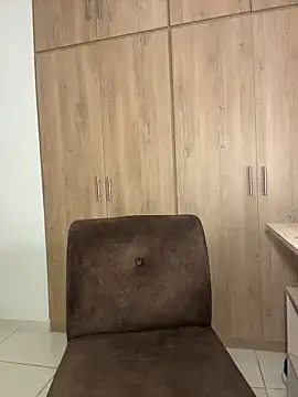 KittyTwerk_2 live sex cam