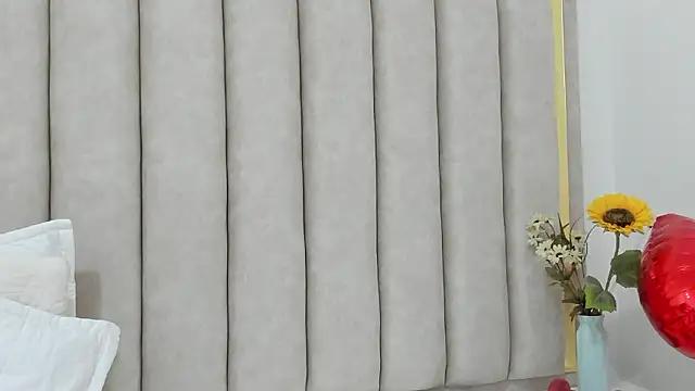 FreyaMoller live sex cam