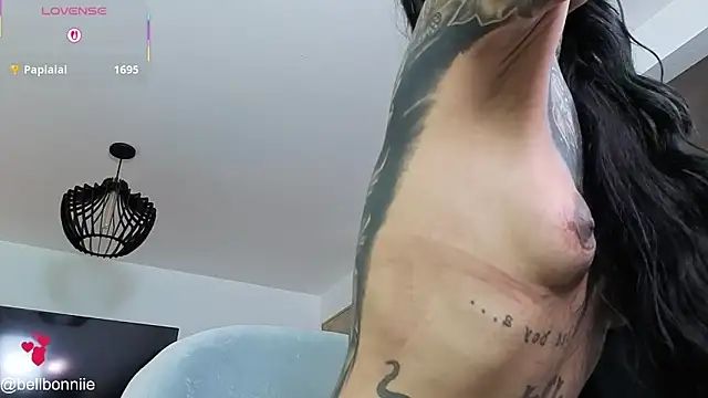 belllbonniie live sex cam
