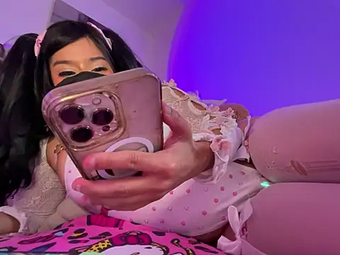 Onlypawzz's cam snapshot