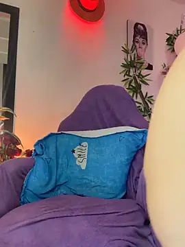 lonely_shewolf live sex cam