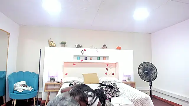 naomi_campell's cam snapshot