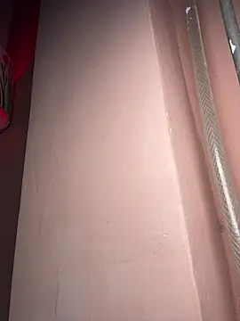 Whisky___Queen's cam snapshot