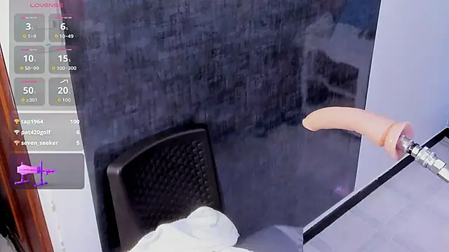 nicolle_boobies's cam snapshot