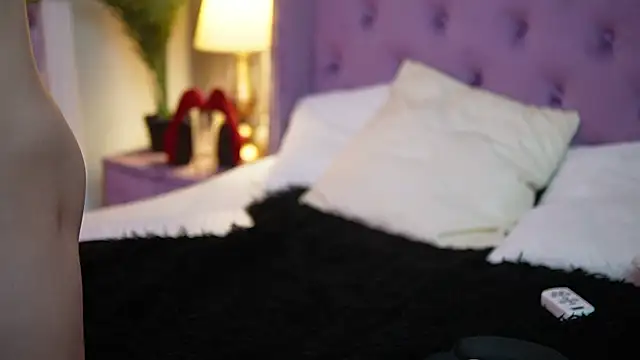 SaraiAngel's cam snapshot