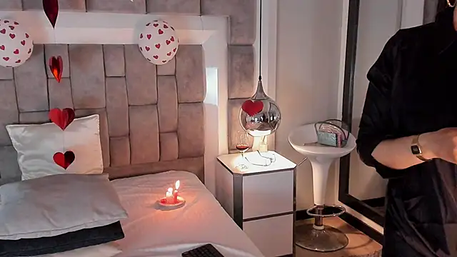 ElenaWatsonn's cam snapshot