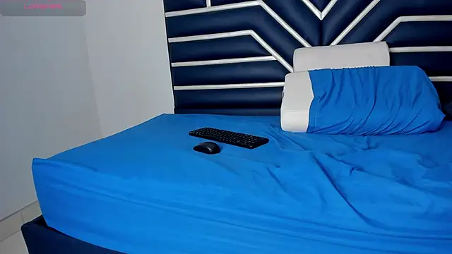 aishasmit live sex cam