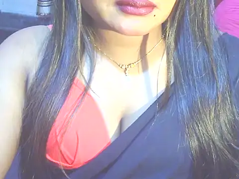 Nusrat_Faria's cam snapshot