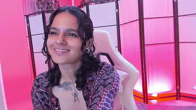 Julianne_7's cam snapshot